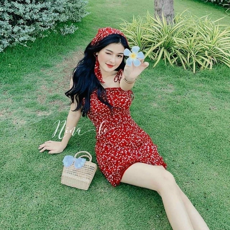 ♥️♥️ĐẦM HOA ĐỎ KÈM KHĂN