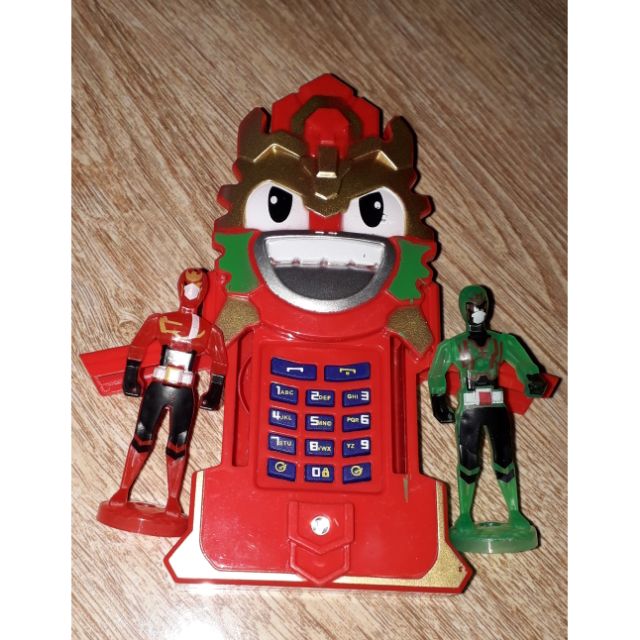 Mô hình điện thoại 2 siêu nhân gao bằng nhựa có nhạc và đèn Led rất đẹp