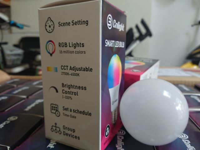 Bóng đèn LED 7 màu Wifi thông minh 7W Tuya RGB+CCT