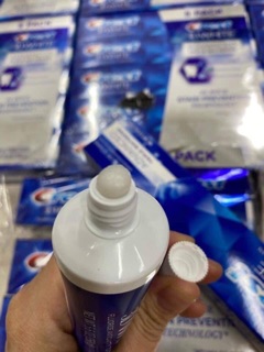 Kem đánh răng crest Mỹ lốc 5 tuýp
