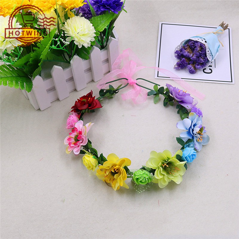 Vòng hoa đội đầu cô dâu xinh xắn