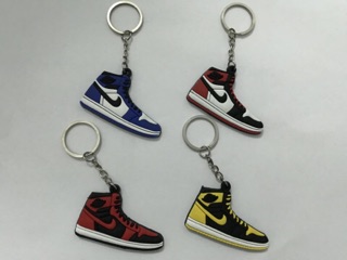 móc khoá sneaker 20 cai đủ mẫu