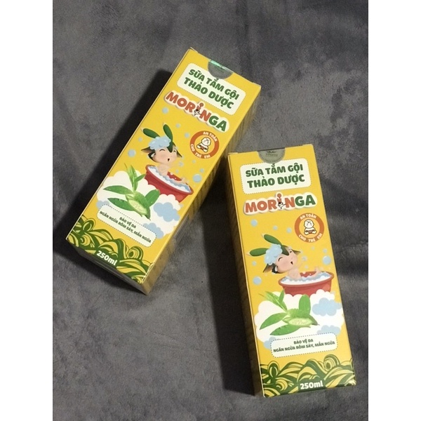 Sữa tắm gội thảo dược MORINGA - Ngăn ngừa rôm sảy, mụn nhọt, mẩn ngứa cho trẻ nhỏ và trẻ sơ sinh - 250ml