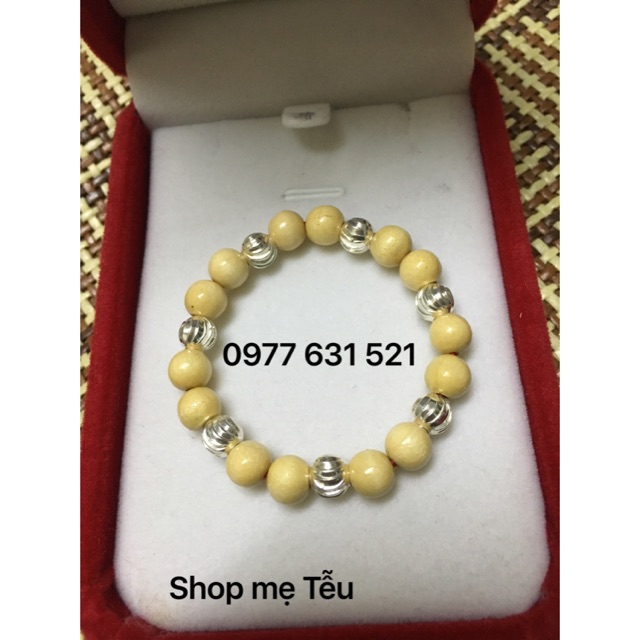 Vòng dâu tằm cho bé trai