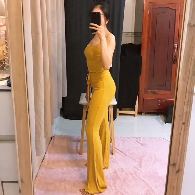 Set bộ quần ống loe siêu tôn dáng ( hàng thiết kế cao cấp ) 💋💋