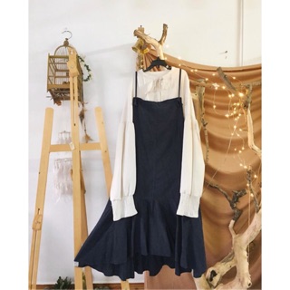 Đầm yếm đuôi cá