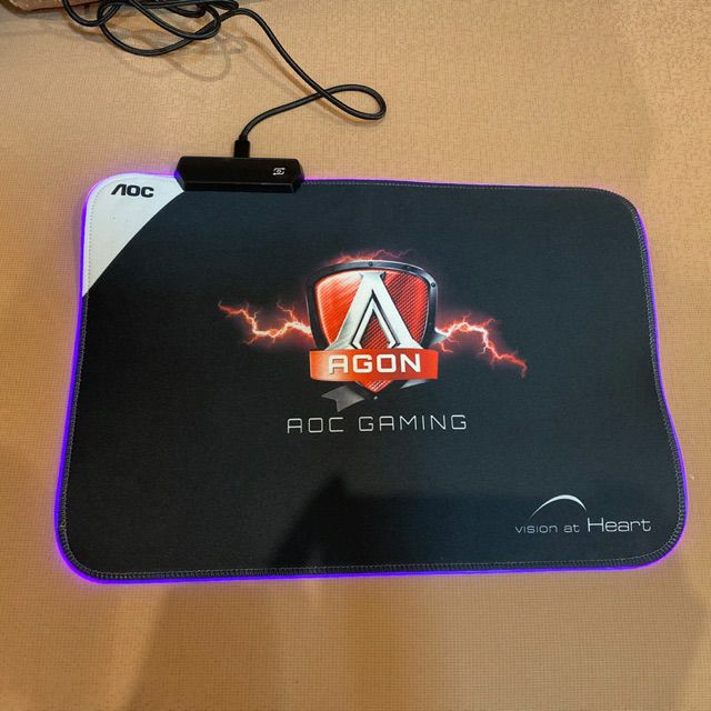 Lót chuột Aoc Agon gaming led RGB