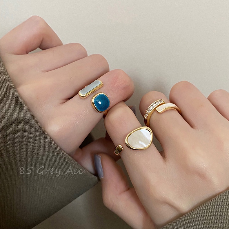 Nhẫn Đính Đá Mặt Trăng Hình Vuông Thời Trang Cho Nữ