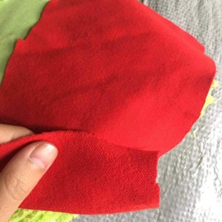 Vải da cá đỏ tươi