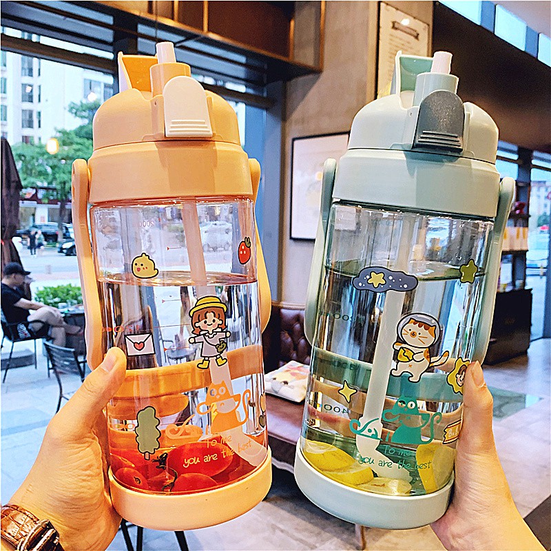 Bình Nước 2L Nhựa TRITAN Cao Cấp Tiệt Trùng Có Ống Hút Và Quai Xách Tiện Lợi