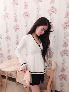 Sét áo peplum phối viền - chân váy