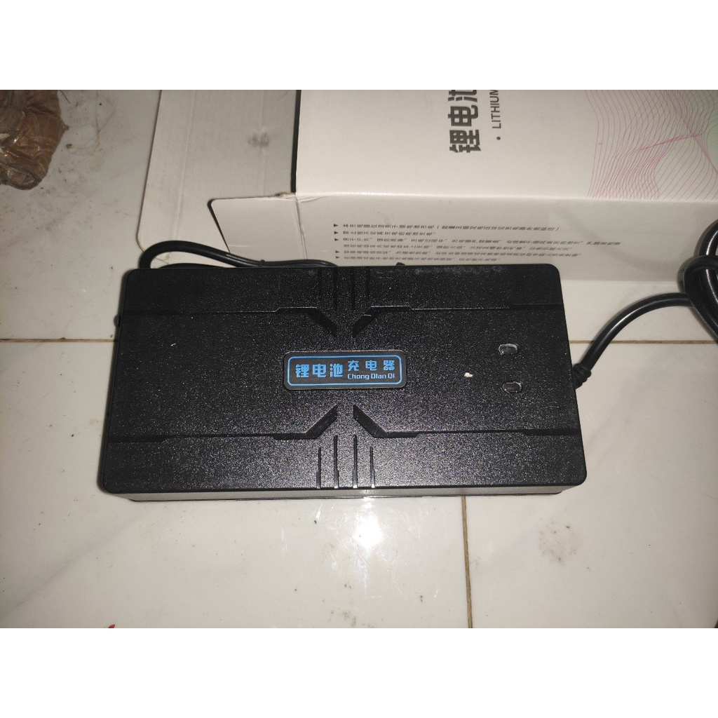 Sạc Pin Xe Điện 84V 5A