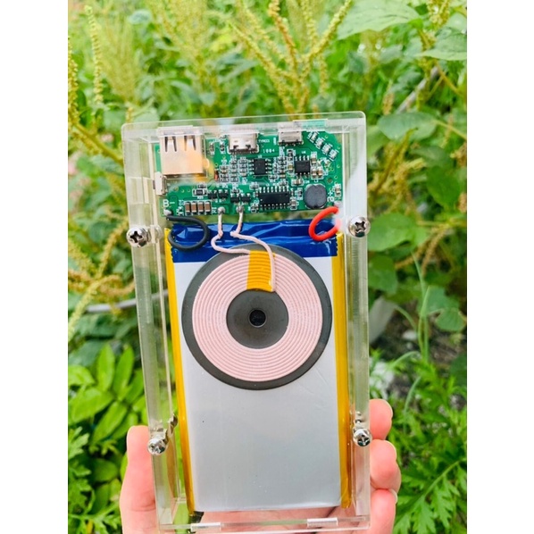 - Pin sạc dự phòng mica trong suốt sạc không dây