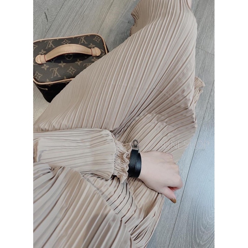 Váy suông dập ly kèm belt da