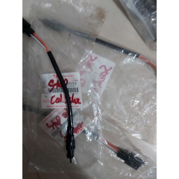 giắc cảm biến đề cùm côn satria fi / stop trái