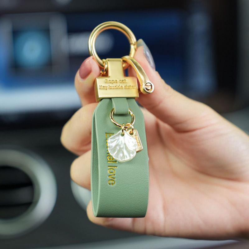 Fashion PU Leather Keychain Business Gift Leather Key Chain Men Women Car Key Strap Waist Wallet KeyChains Keyrings French Shell Key Chain Creative Ins Small Fresh Key Ring Ladies