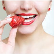 Son dưỡng môi SUZIKO hương dâu tây cấp ẩm giúp môi căng bóng 5g