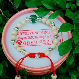 Vòng dâu 9 bi bạc đá mệnh
