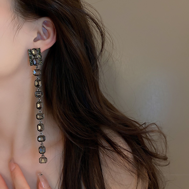 Bông Tai Dáng Dài Hình Vuông Phối Tua Rua Mạ Bạc Phong Cách Âu Mỹ Thời Trang