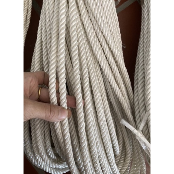 Dây thừng ,dây chạc nylon bền dai - giá bán theo M