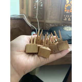 Xiên tre,xiên hoa quả, xiên hoa quả cho chim ăn