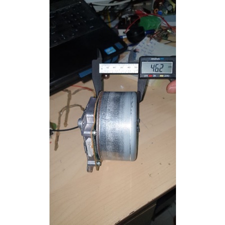 Động cơ BLDC 9.4w tháo máy photo, motor 9.4w