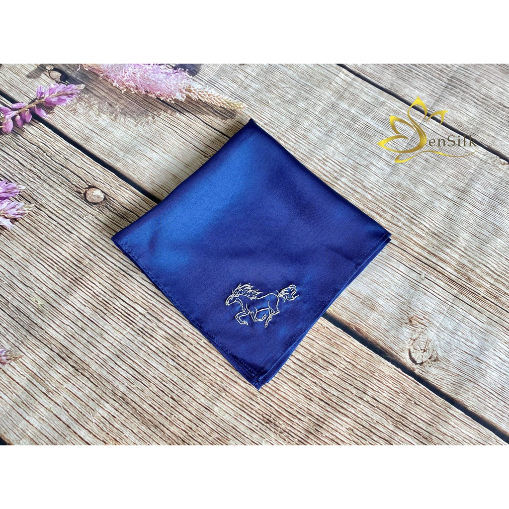 Khăn Lụa thêu tay Mã Đáo Thành Công SenSilk 35x35cm, Quà tặng may mắn cho bạn trai
