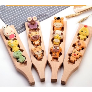 Khuôn bánh trung thu bằng gỗ sắc nét hot 2023