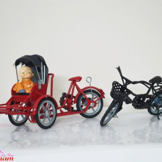 Xe đạp lưu niệm - Màu đỏ/đen (19cm x 12cm x 8cm)