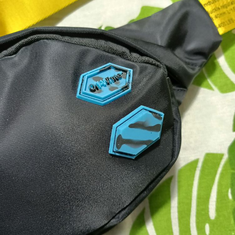 Túi đeo chéo Off White logo-print belt bag ss21 | BigBuy360 - bigbuy360.vn
