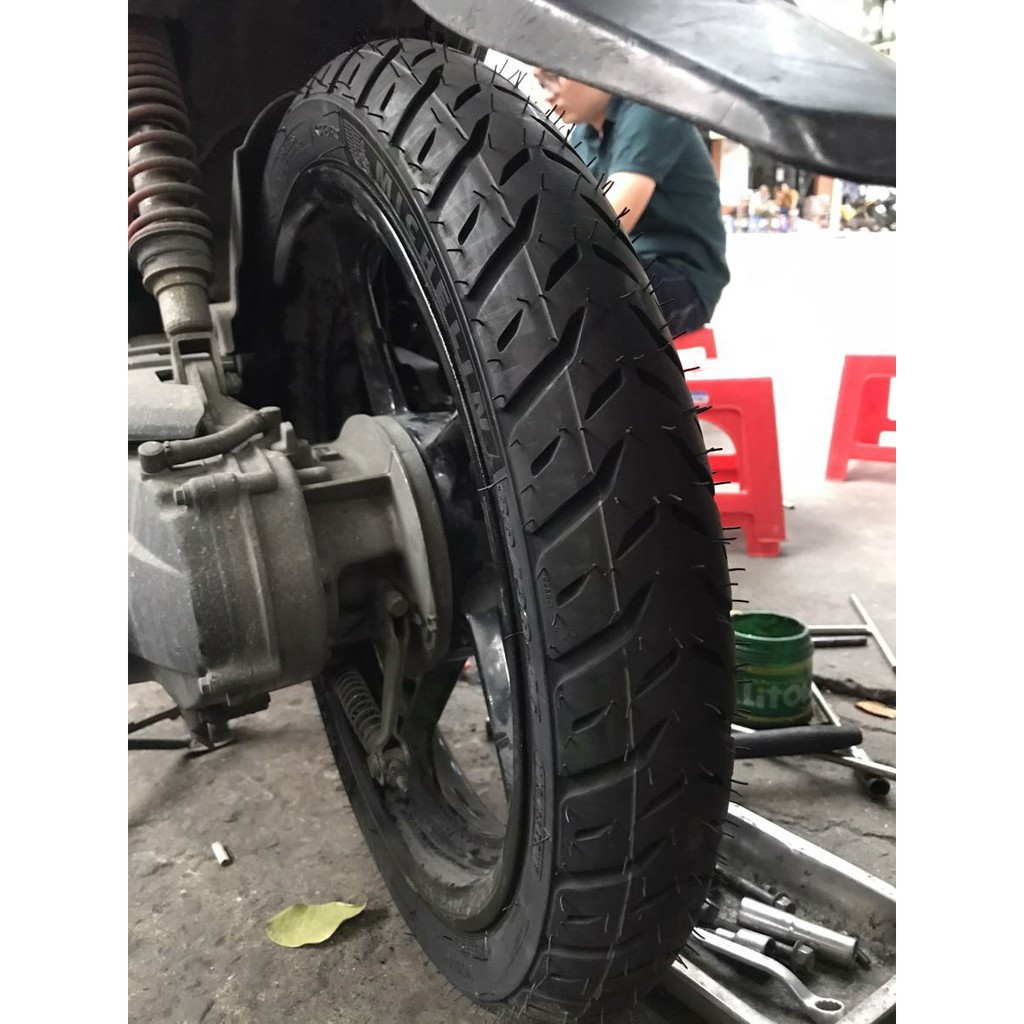 Vỏ lốp xe Michelin Pilot Street 2 cho SH Mode: trước 80/90-16 và sau 100/90-14, vỏ ko ruột - giá 1 cái