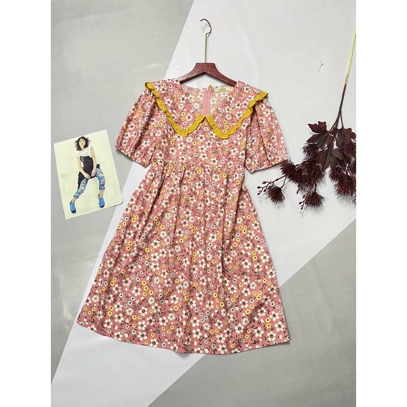 Đầm Liền Tay Ngắn Cổ chữ V Phối Họa Tiết Hoa Nhí Cao Cấp - Chất Liệu Cotton 100% - Váy Lửng Xuất Khẩu | BigBuy360 - bigbuy360.vn