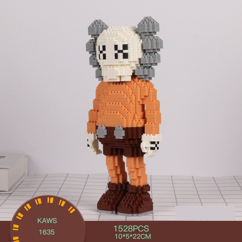 Bộ lắp ráp mô hình Kaws 22-27 cm HC magic1634-1641