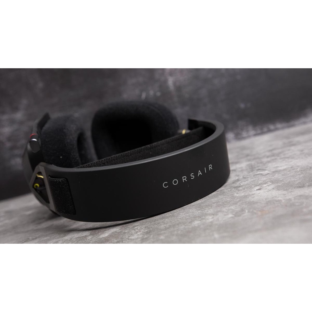 Tai nghe Corsair HS80 RGB Wireless