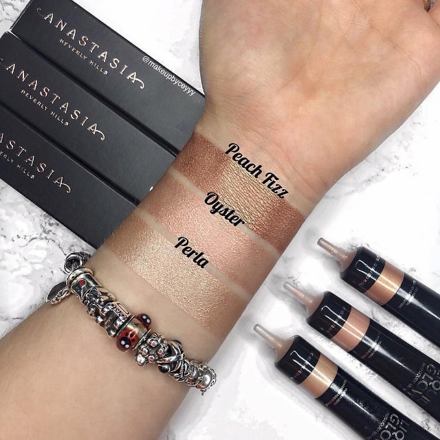 Kem bắt sáng dạng lỏng Anastasia Beverly Hills Liquid Glow Highlighter màu Perla Fullsize 20ml