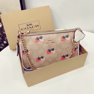 Túi Coach kẹp nách