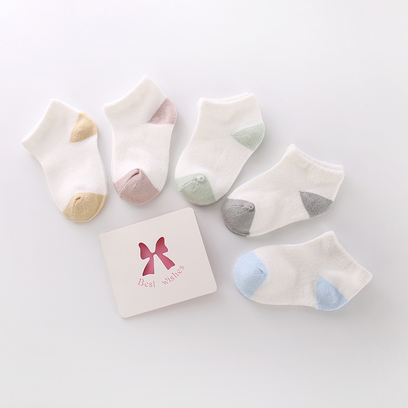 Set 5 Đôi Tất Mềm Mại Ấm Áp Cho Bé