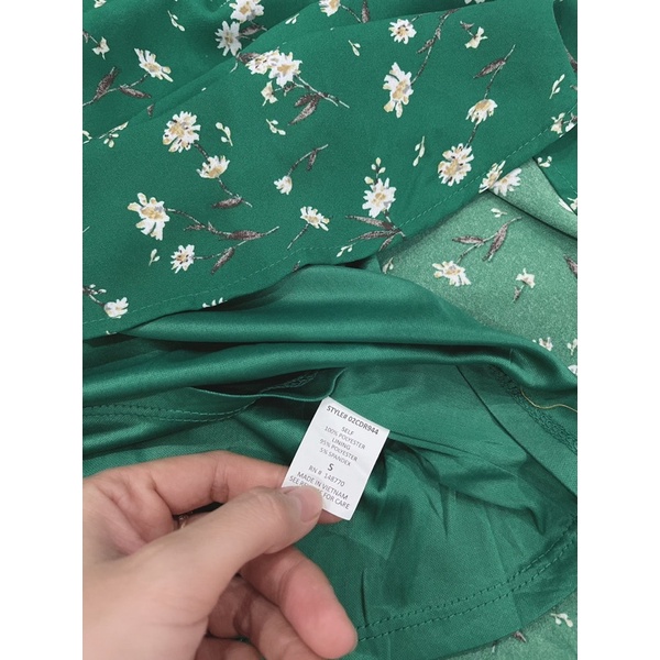 Đầm dây hoa nhí xuất dư xịn