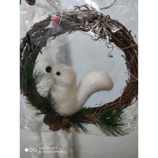 TỔ SÓC NHỎ TRANG TRÍ MÙA GIÁNG SINH 2020,handmade kích thước 22cm