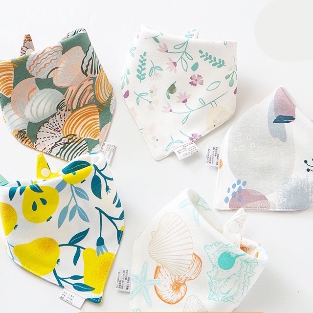 Yếm dãi/ yếm tam giác cho bé 100% cotton mềm mại an toàn cho bé hoa văn vintage Hàn Quốc siêu xinh