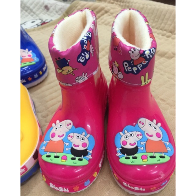 Bốt ủng cho bé