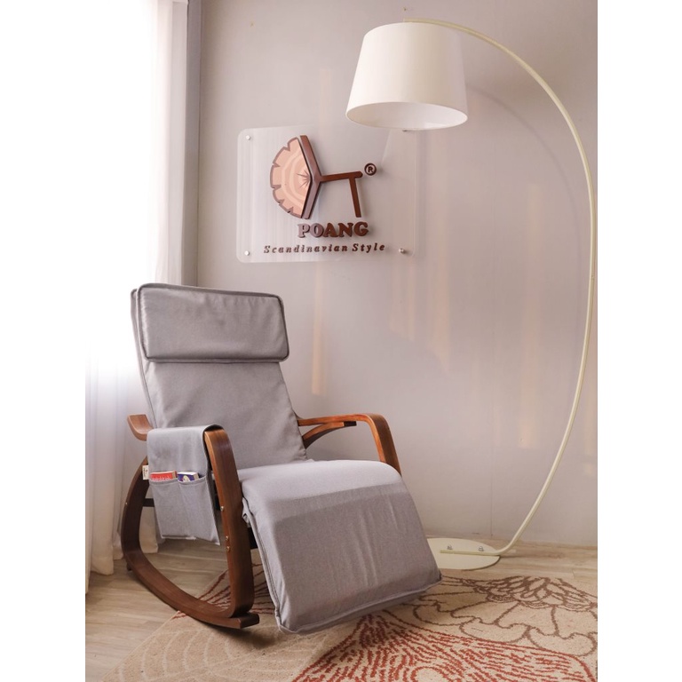 Ghế Poang Rocking Chair khung óc chó_tựa lưng và gác chân có thể điều chỉnh