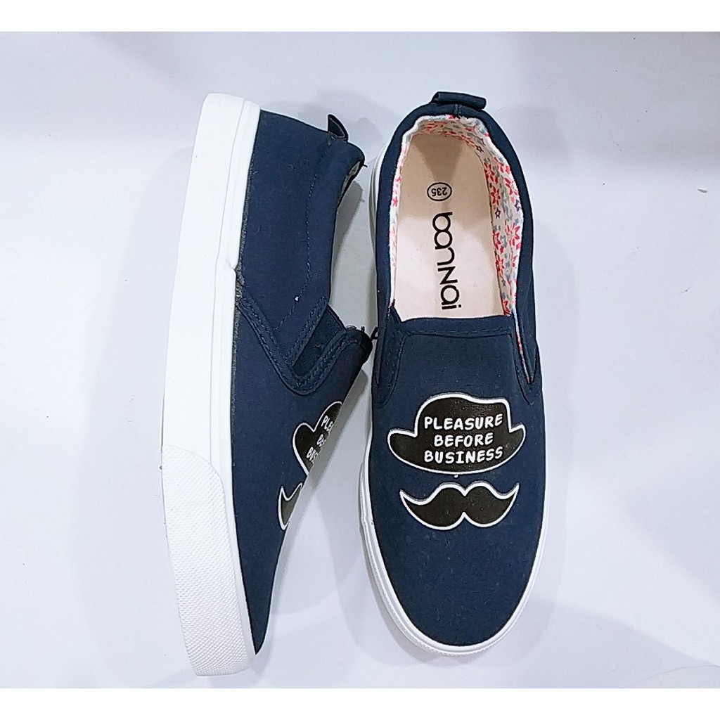 giày thể thao nữ slip on râu sport thời trang đẹp giá rẻ đủ size | BigBuy360 - bigbuy360.vn