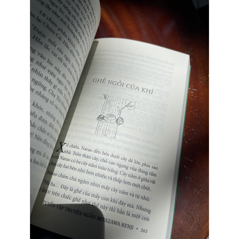 Sách-Tuyển tập truyện ngắn Miyazawa Kenji– Miyazawa Kenji–An Nhiên và cộng sự dịch-Huy Hoang Books -NXB Phụ nữ (bìa mềm)