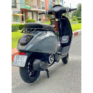 Tem Vespa Sprint đen bóng full bộ