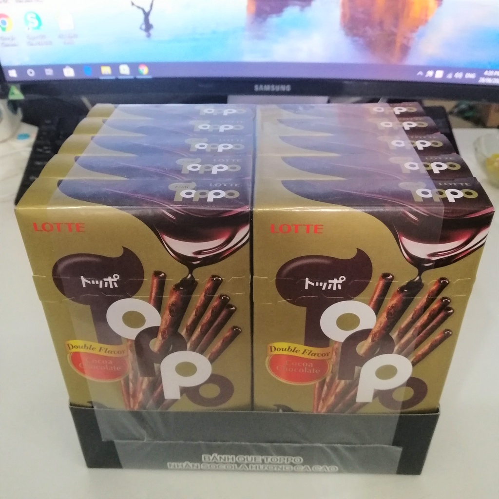 Bánh Que Lotte Toppo Nhân Sôcôla Hương Cacao (Hộp 40g)