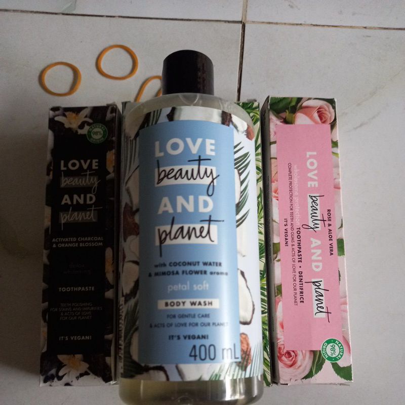 Sữa tắm Love and beauty Planet 400ml