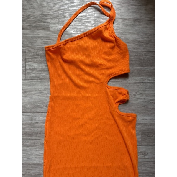 Đầm body dây chéo khoét eo maxi sang chảnh