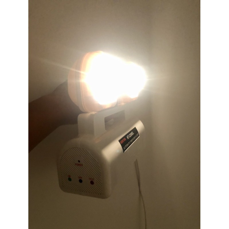 Đèn Sạc Khẩn Cấp Kentom KT 2200 ánh sáng vàng