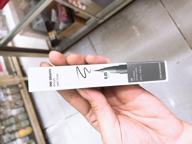 Kẻ mắt nước Ink Graffi Brush pen Liner The Face Shop